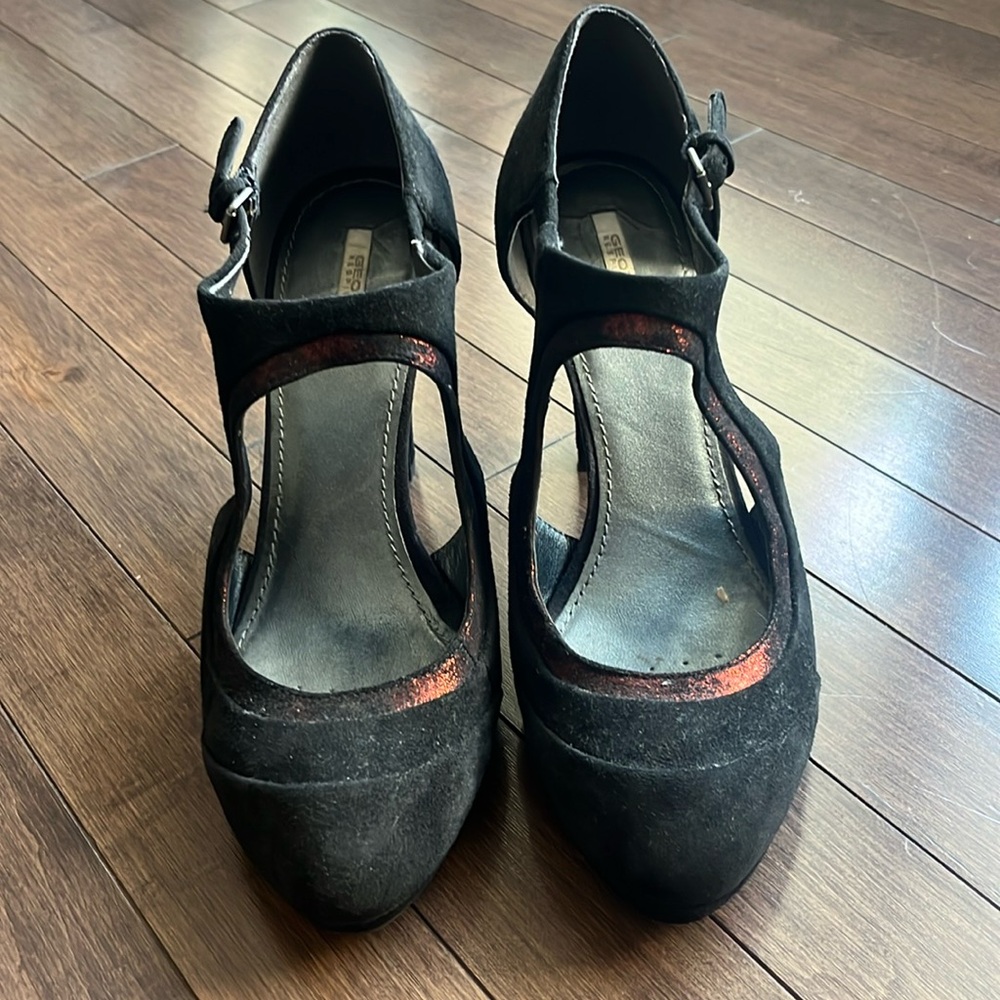 Suede leather geox shoes 8.5